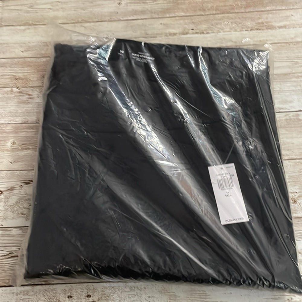 🆕 Old Navy Women’s High-Waisted Pixie Straight Ankle Pants Black 14 Tall Large - Picture 9 of 15